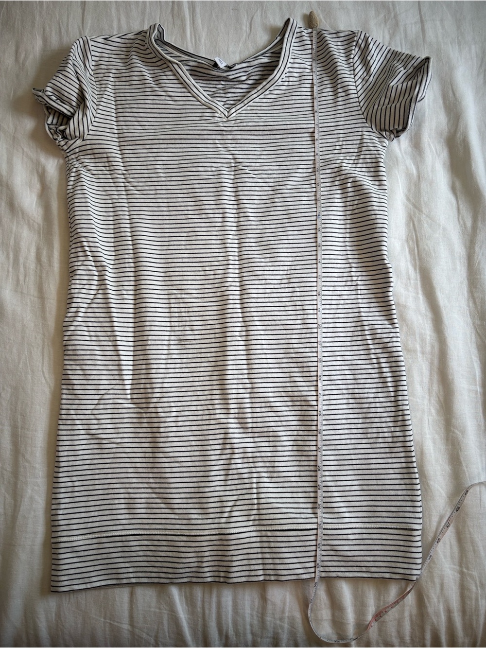 Daily Ritual Women’s White and Navy Striped T-Shirt Dress Size Large
